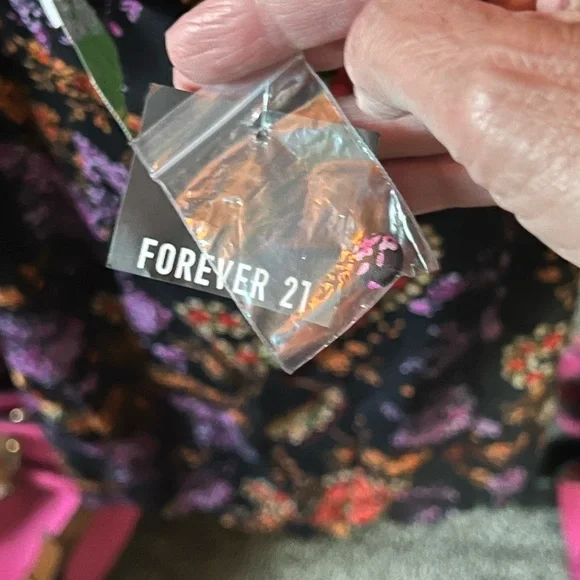 Forever 21 dress new with tags - Picture 2 of 5